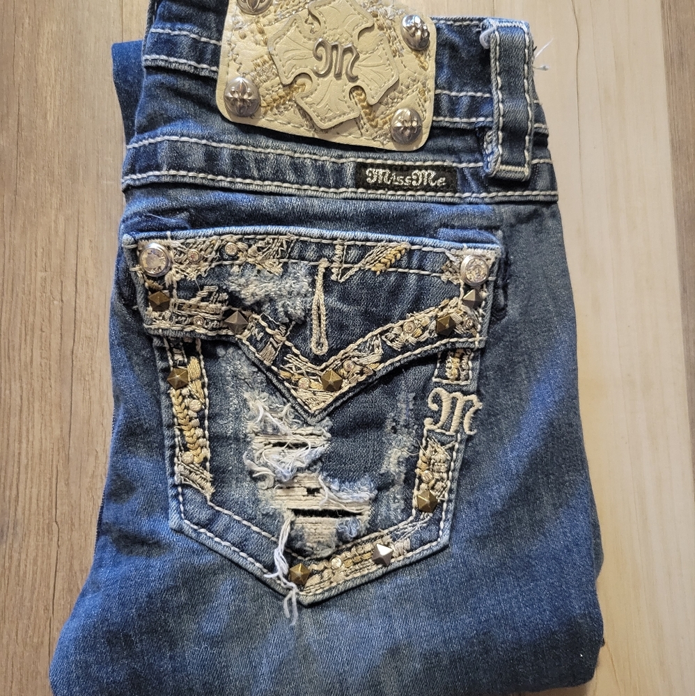 Miss me Straight Rhinestone Faux Flap Pocket Distressed Rise Blue Jeans 25